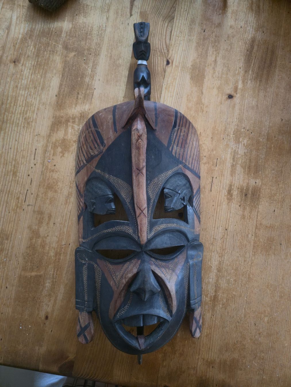Arte internazionale: Masque kenyan – Usato da Les Brenets venduto da Toun_s