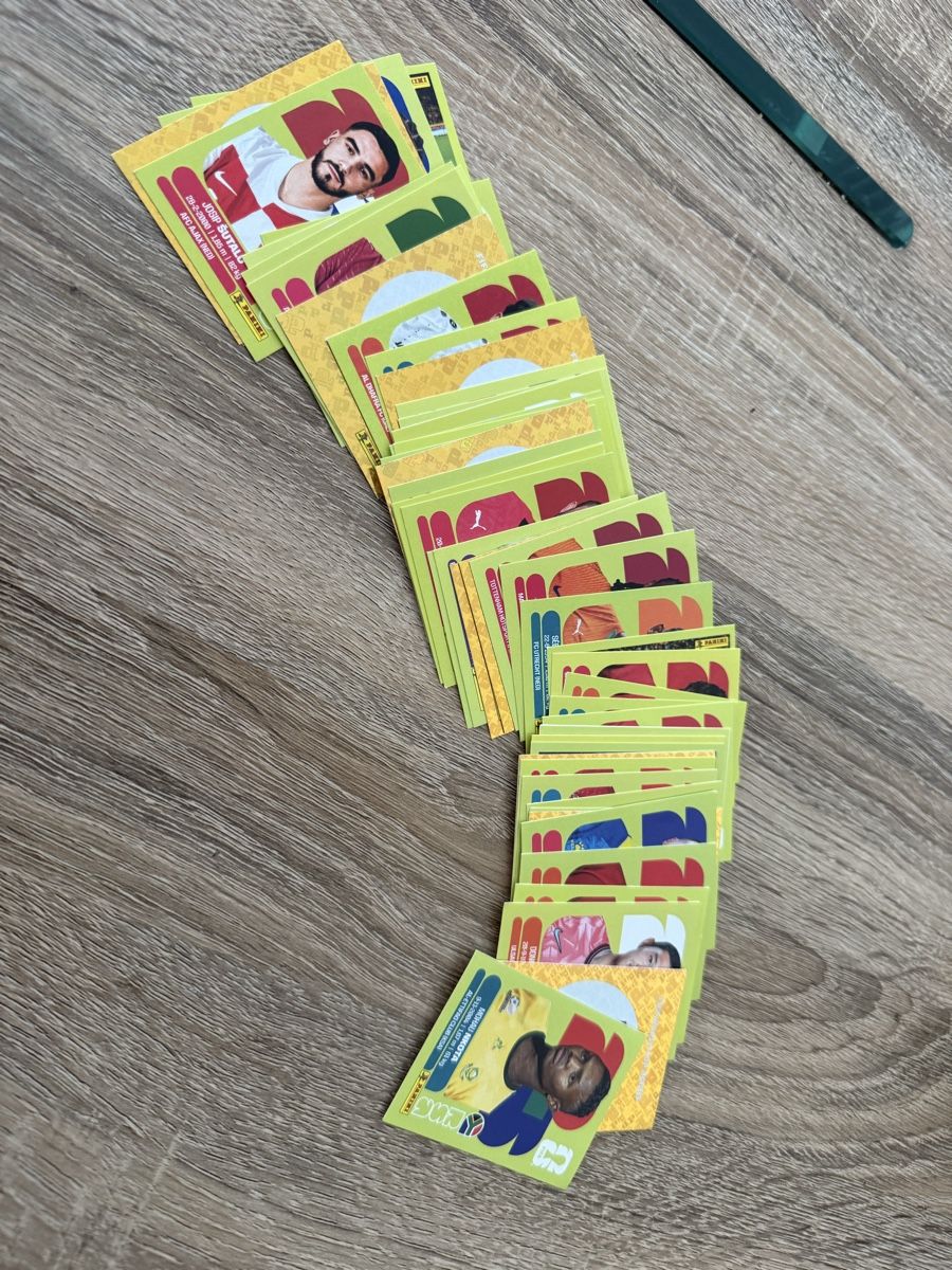 Panini Carte collezionabili: Panini fifa 2026 – Usato da St-Pierre-Clages venduto da loc_8vtz