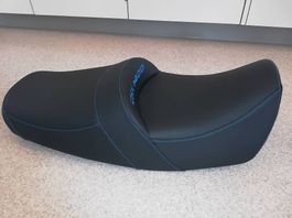 Verkaufe-Neu gemachter Töffsattel-passend zu Suzuki GSX 1400