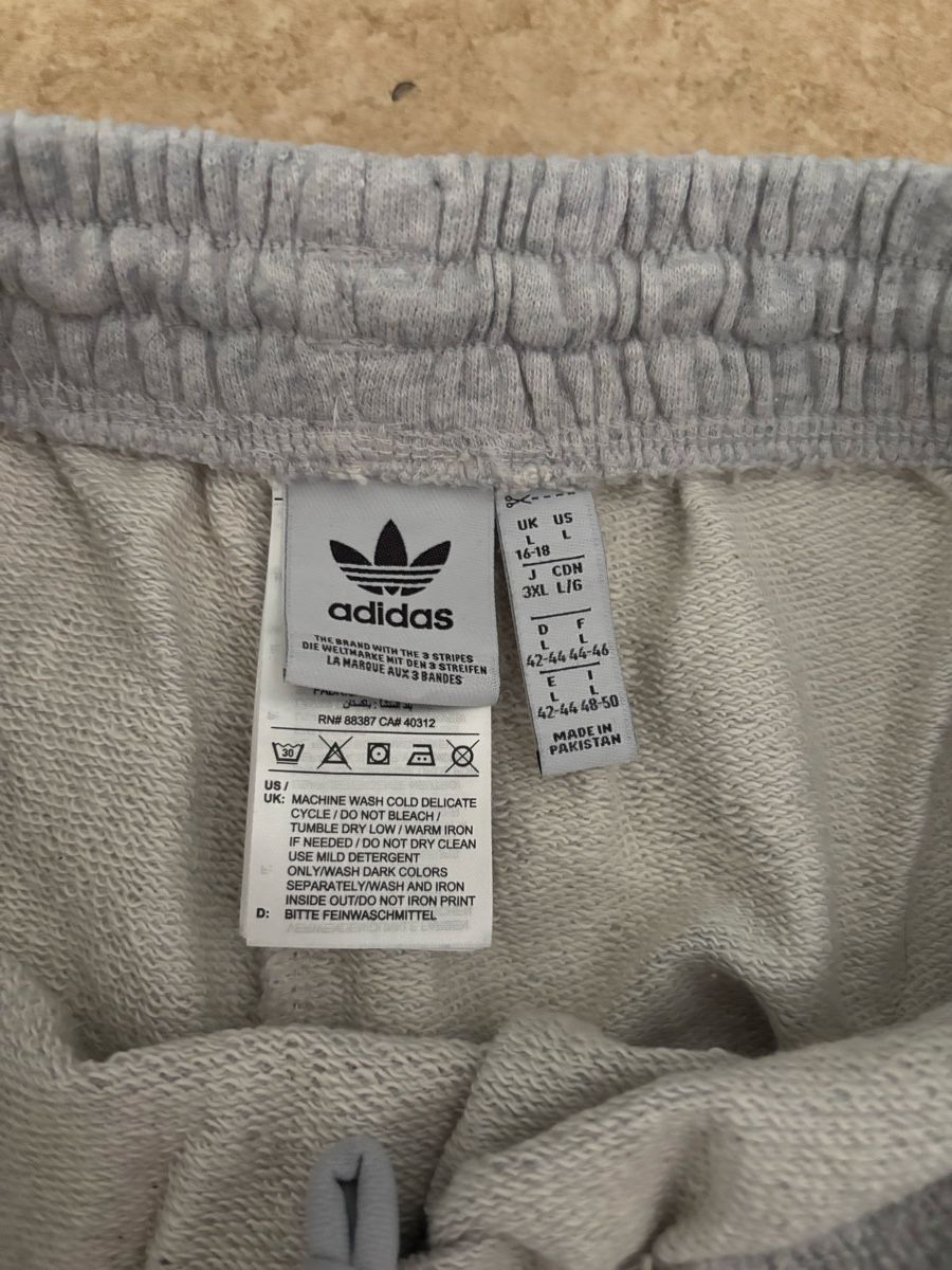 Adidas Hosen: Adidas Shorts  – Neu (gemäss Beschreibung) aus Rechthalten von Stephi_03 1