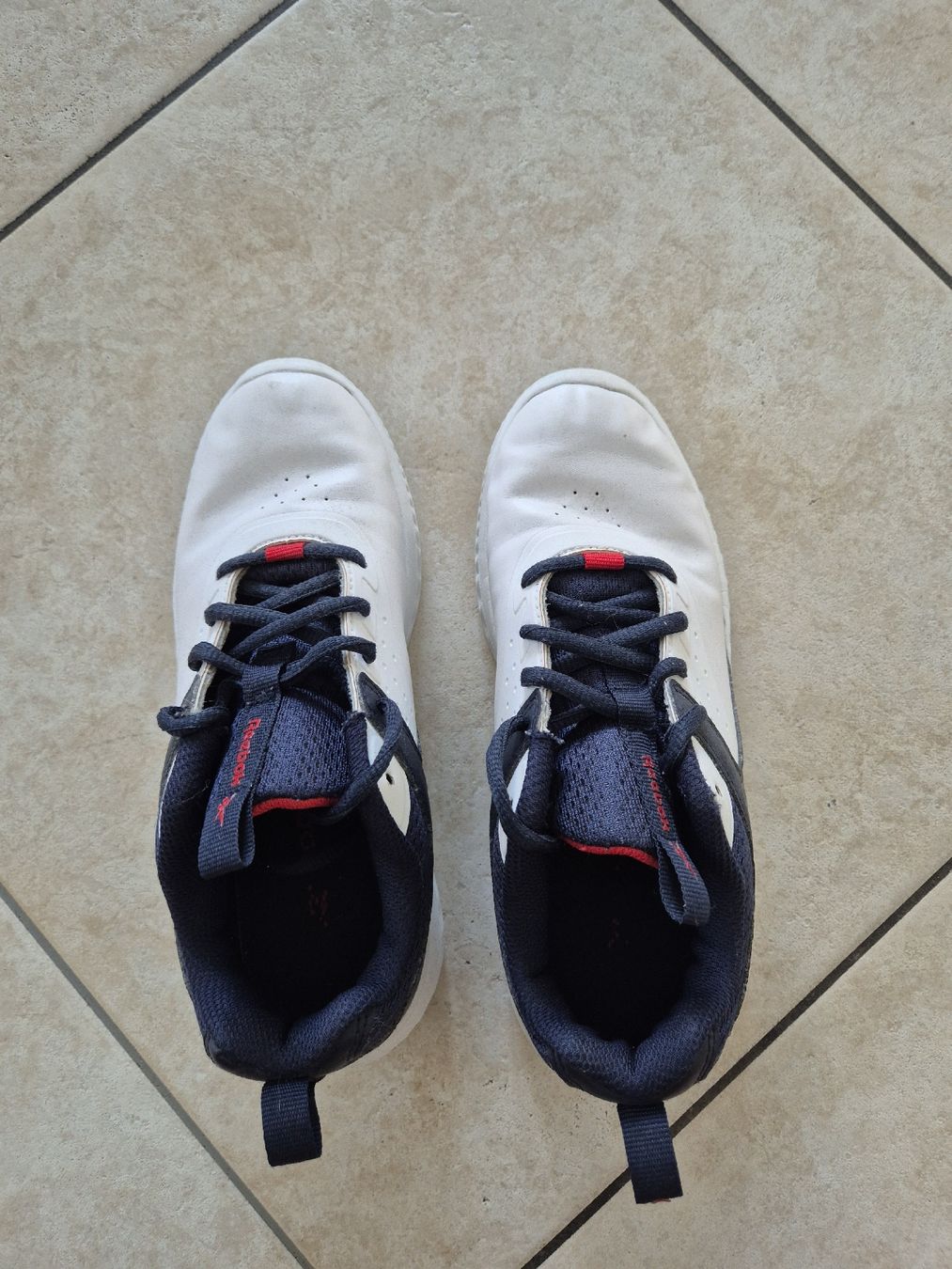 Reebok Scarpe per ragazzi: Reebok Jungen-Turnschuhe, Grösse 33  – Usato da Gunzgen venduto da tr79 4