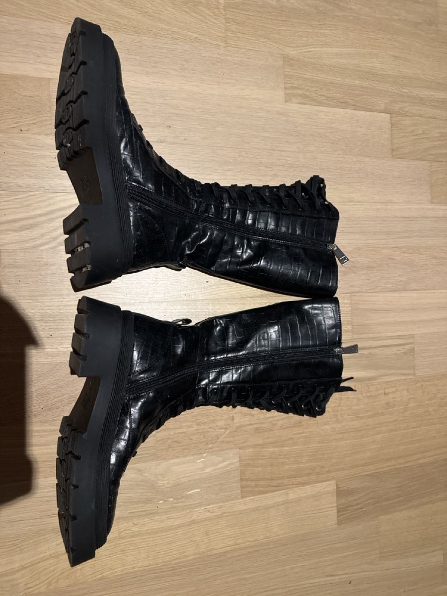 Zara Scarpe da donna: Zara Stiefel – Usato da Winterthur venduto da KarinSue 3