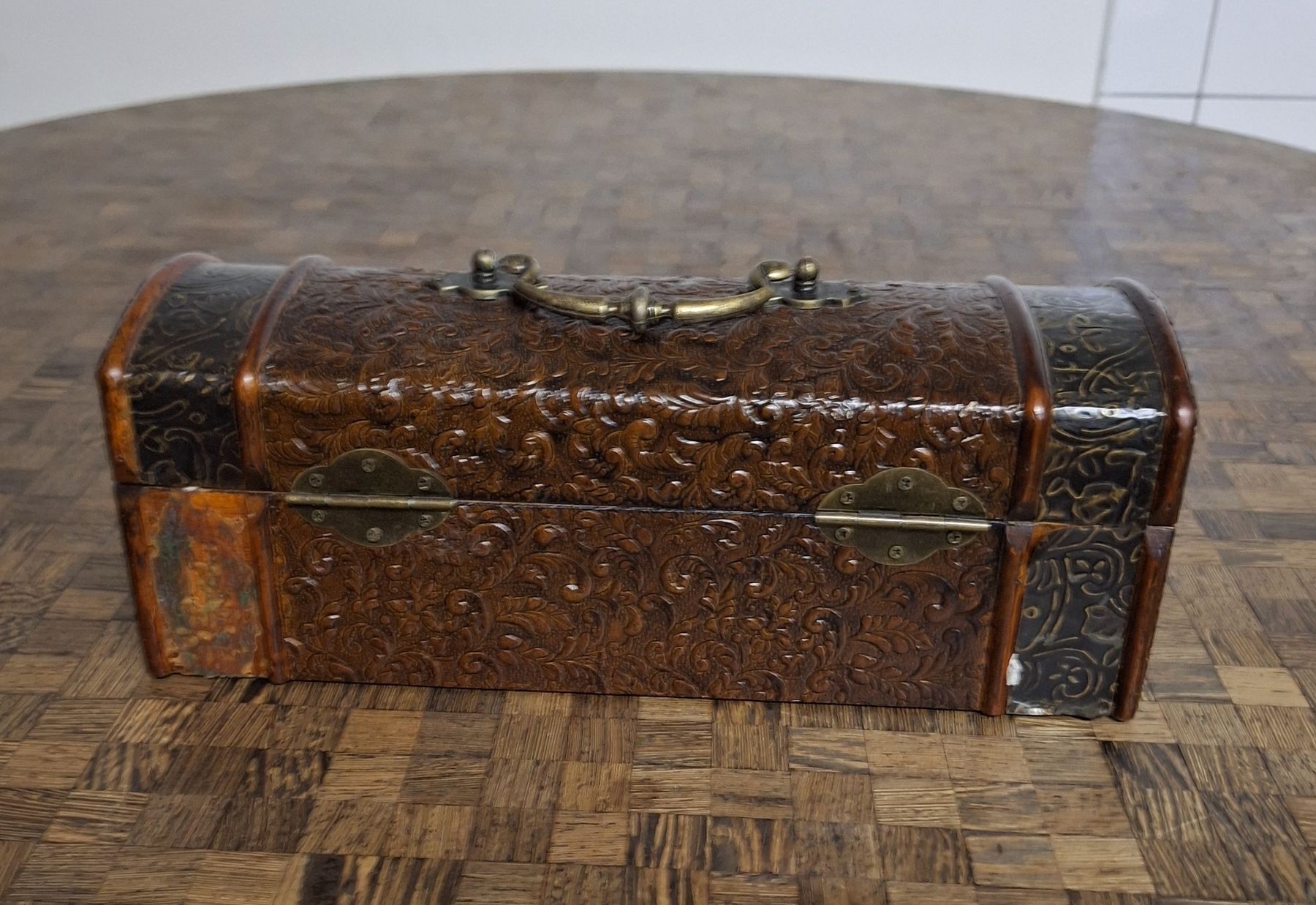 Cassapanche: Schöne Vintage Weinkiste/Truhe – Usato da Fahrweid venduto da SMILE.5 2
