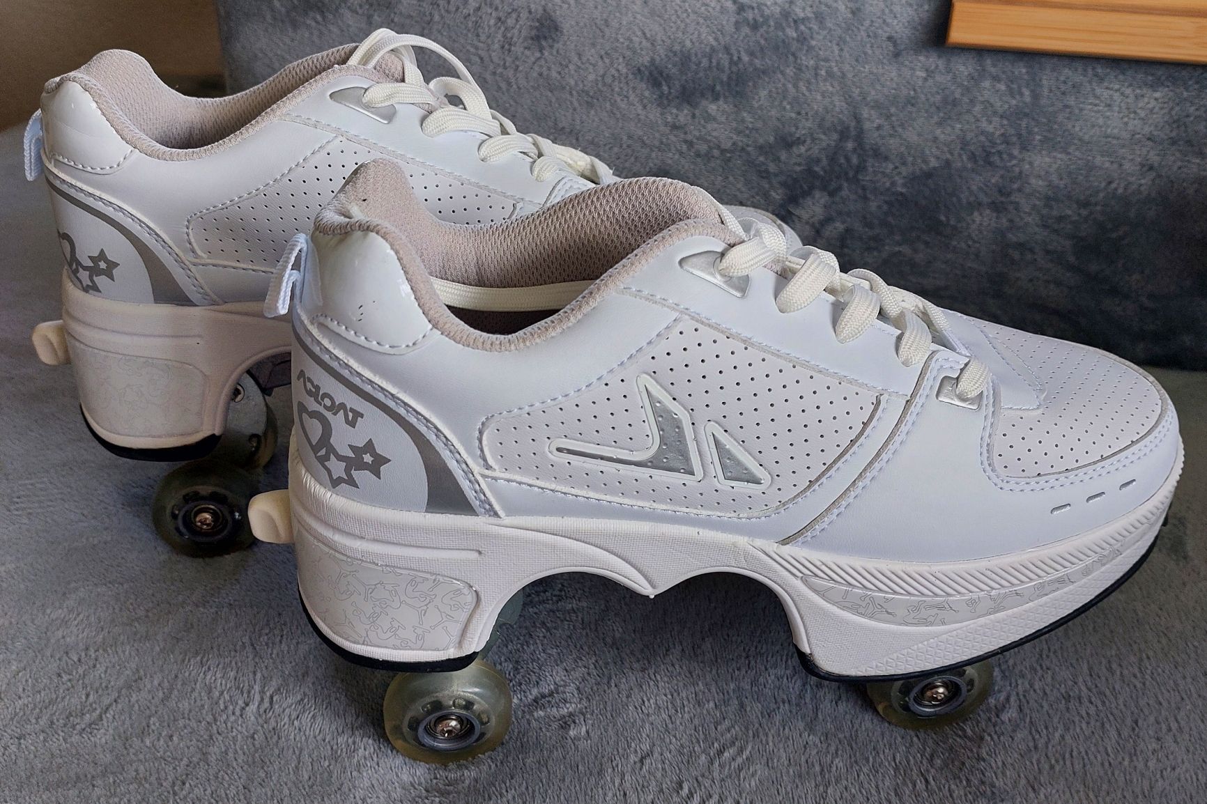Inline-Skating & Rollschuhe: Freizeitschuh mit Rollen – Neu (gemäss Beschreibung) aus Unterägeri von SaLeuen 1