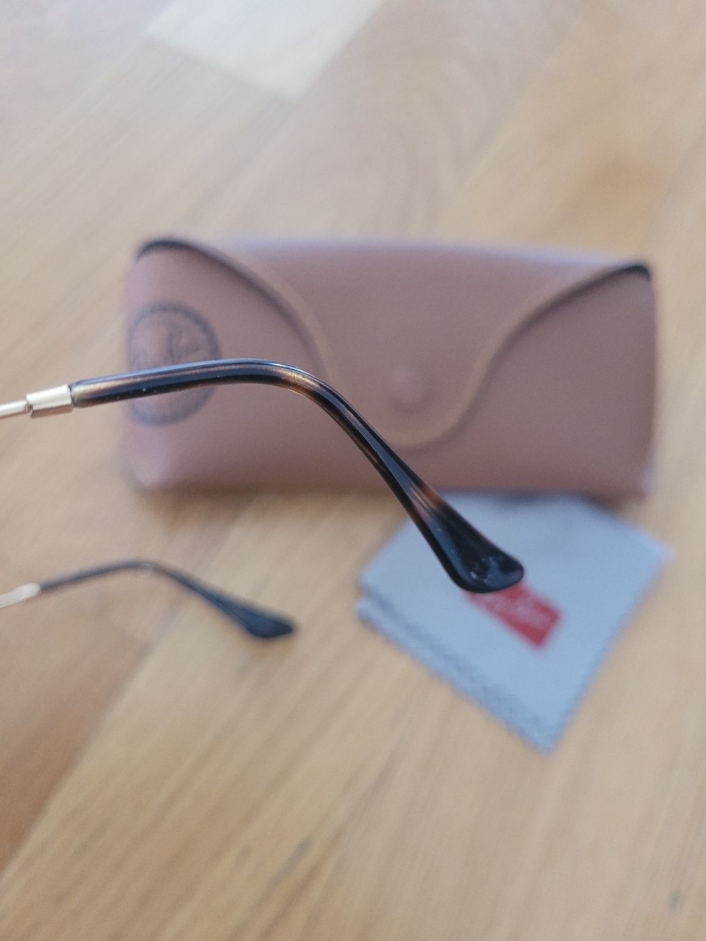Ray-Ban Occhiali & Lenti: Ray-Ban – Usato da Thônex venduto da Jankhee 1