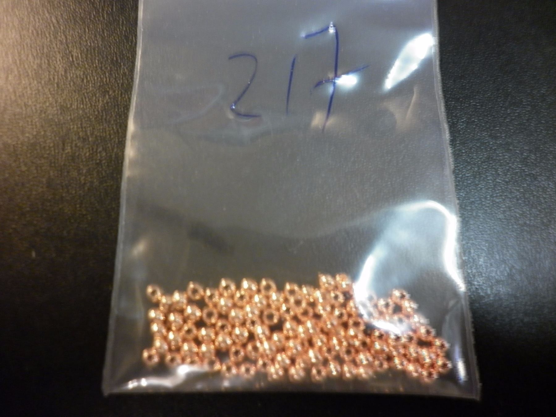 Perle (finte): 100 perles tungstène cuivre 2,70 mm – Nuovo (secondo la descrizione) da Fribourg venduto da versus702