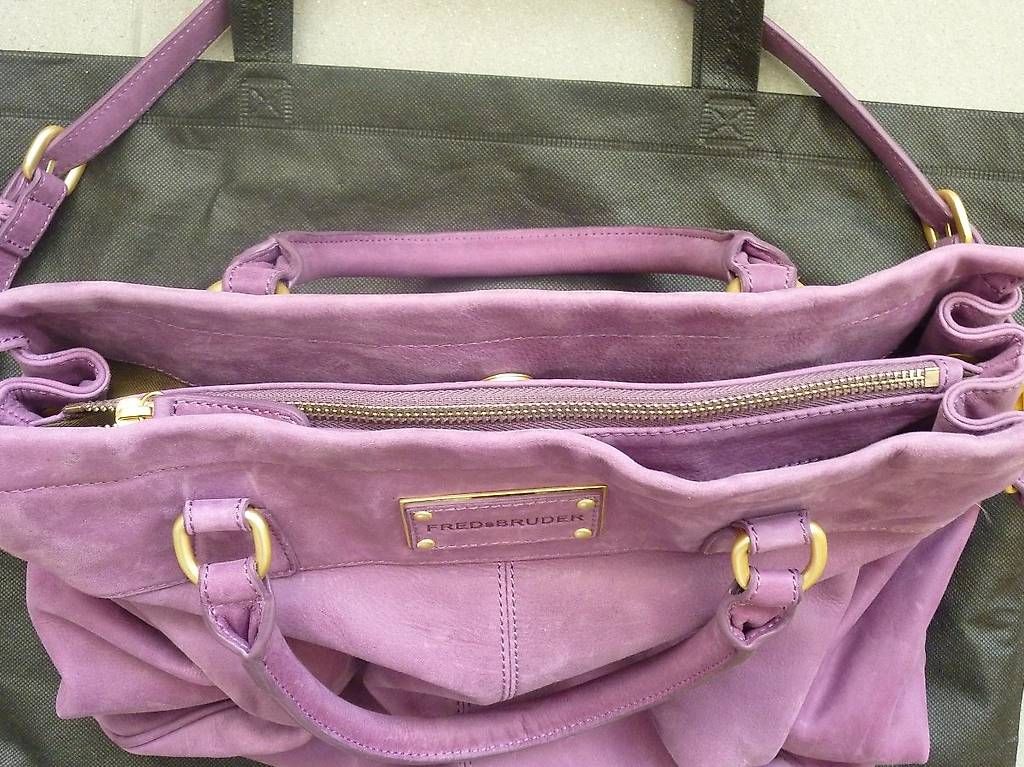 FredsBruder Sacs femmes: Fred`sBruder Ledertasche, violett. – Neuf (Voir description) à Appenzell Meister. par Lignum 2