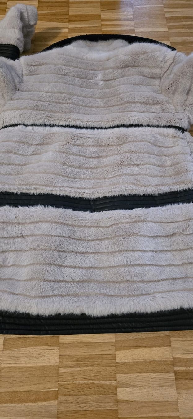 Cappotti: Pelz Look Mantel Grosse M – Usato da Basel venduto da Galia2000 6