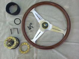 Nardi Holzlenkrad 31672 inkl. Nabe – sehr guter Zustand