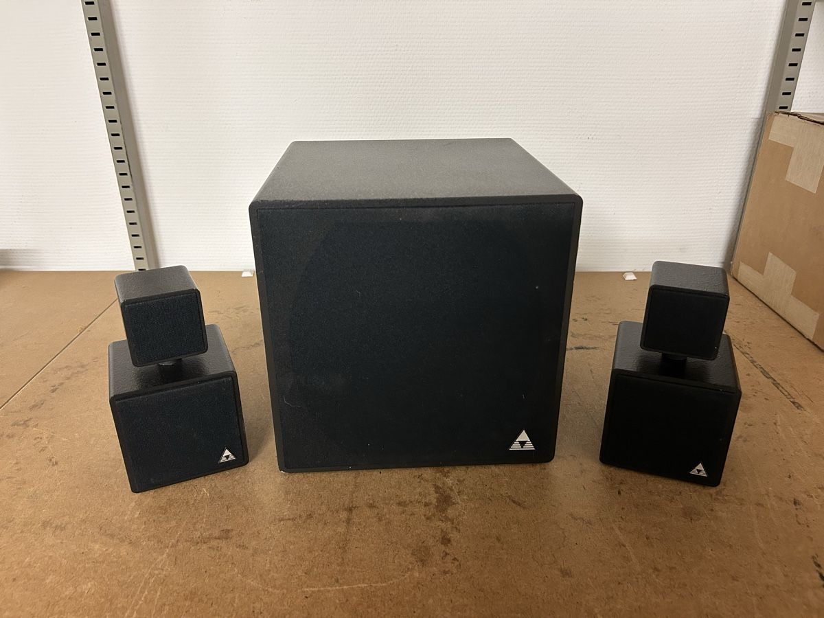 Casse acustiche: Triad Seven Lautsprecher System, schwarz 2.1 – Usato da Riehen venduto da teagarden