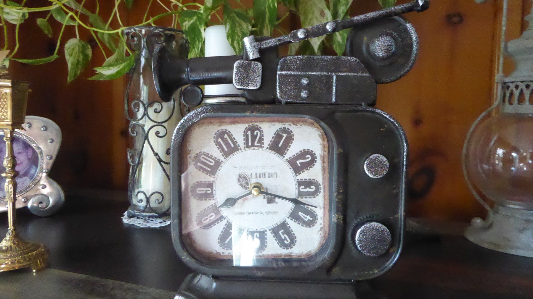 Orologi: Originelle Uhr Dekoration – Usato da Sargans venduto da Benziner