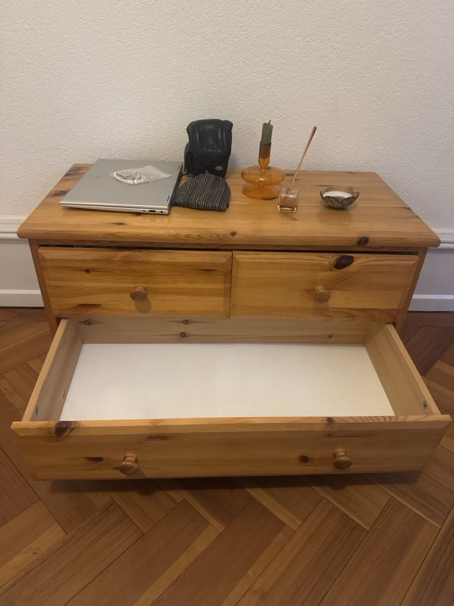 Cassettiere: Holzkommode shabby-chic – Usato da Bern venduto da IndiaJL 1