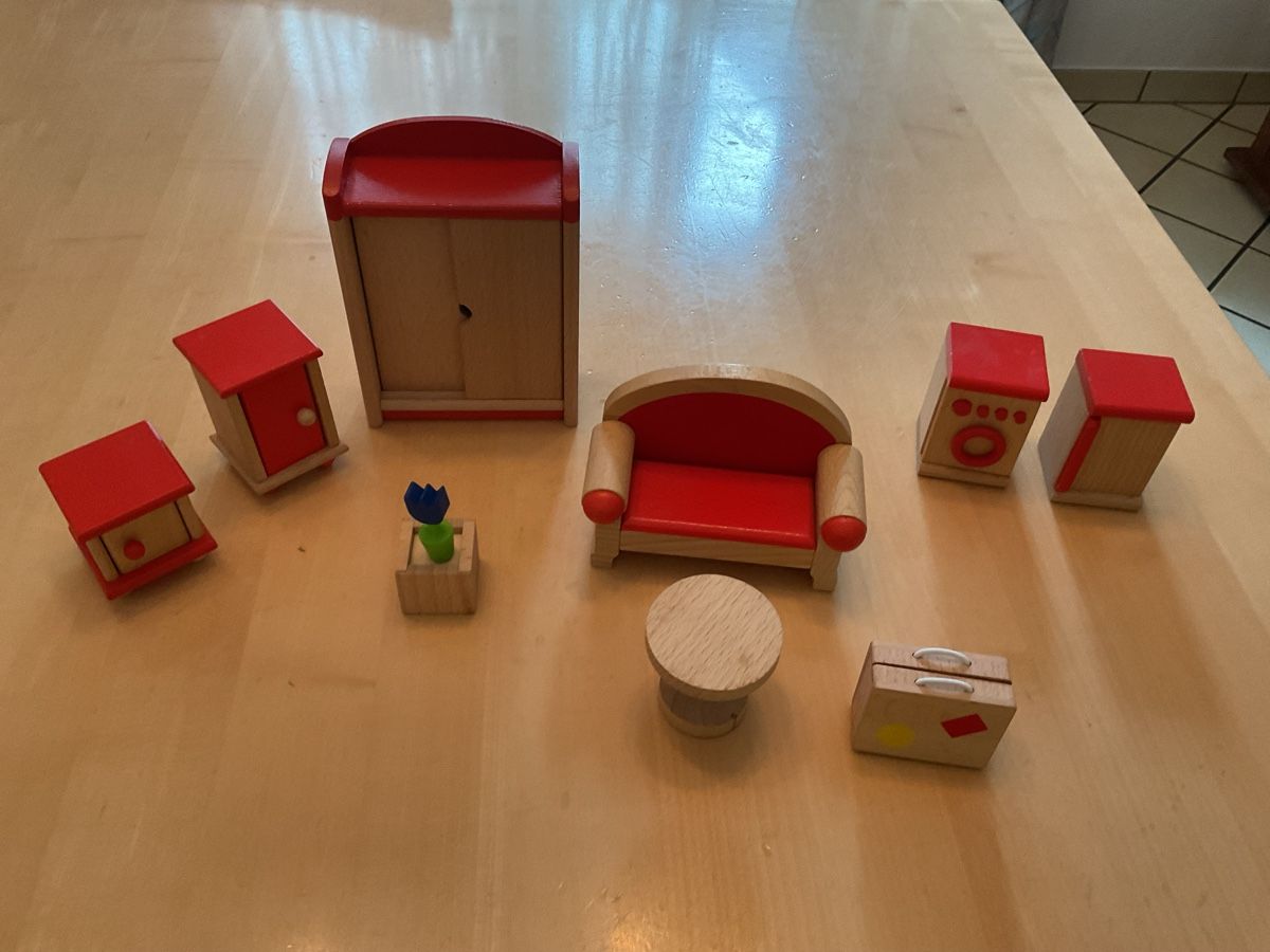Giocattoli: Goki 9 Teiliges  Puppenhaus-Wohnzimmer 3 + – Nuovo (secondo la descrizione) da Wil ZH venduto da RiccardaWegmann 1