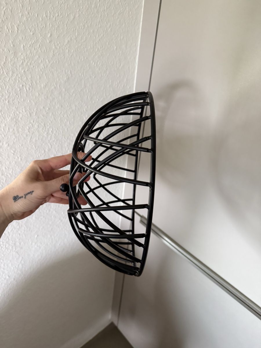 Altro per la casa: Schwarzer Drahtkorb für Früchte oder Brot, 25cm Durchmesser – Nuovo (secondo la descrizione) da Basel venduto da Fee_roesler 2
