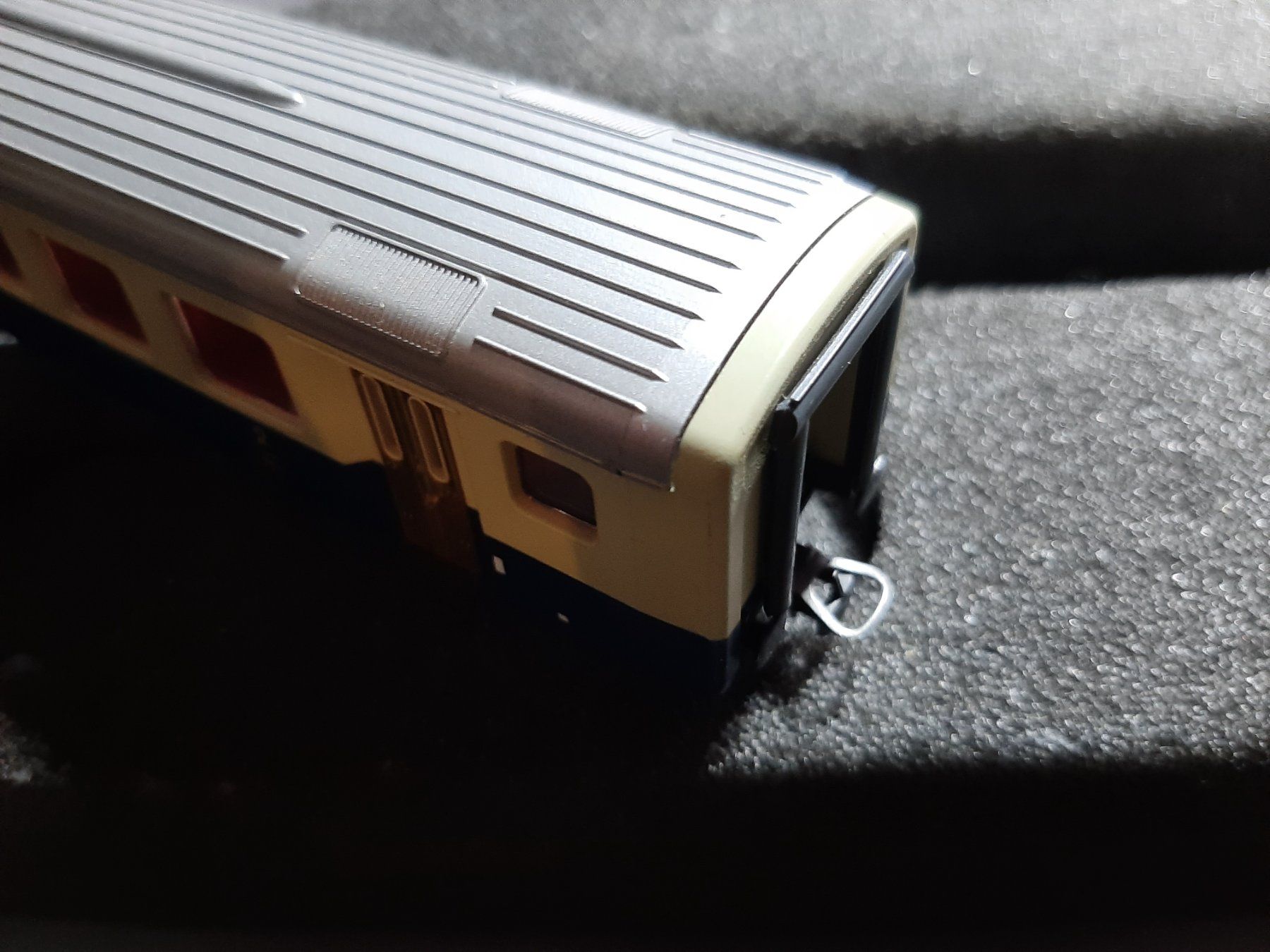 Roco Modelleisenbahnen: ROCO BLS 50 63 18-33 812-2 1CL – Gebraucht aus Avully von RIVALIS 4