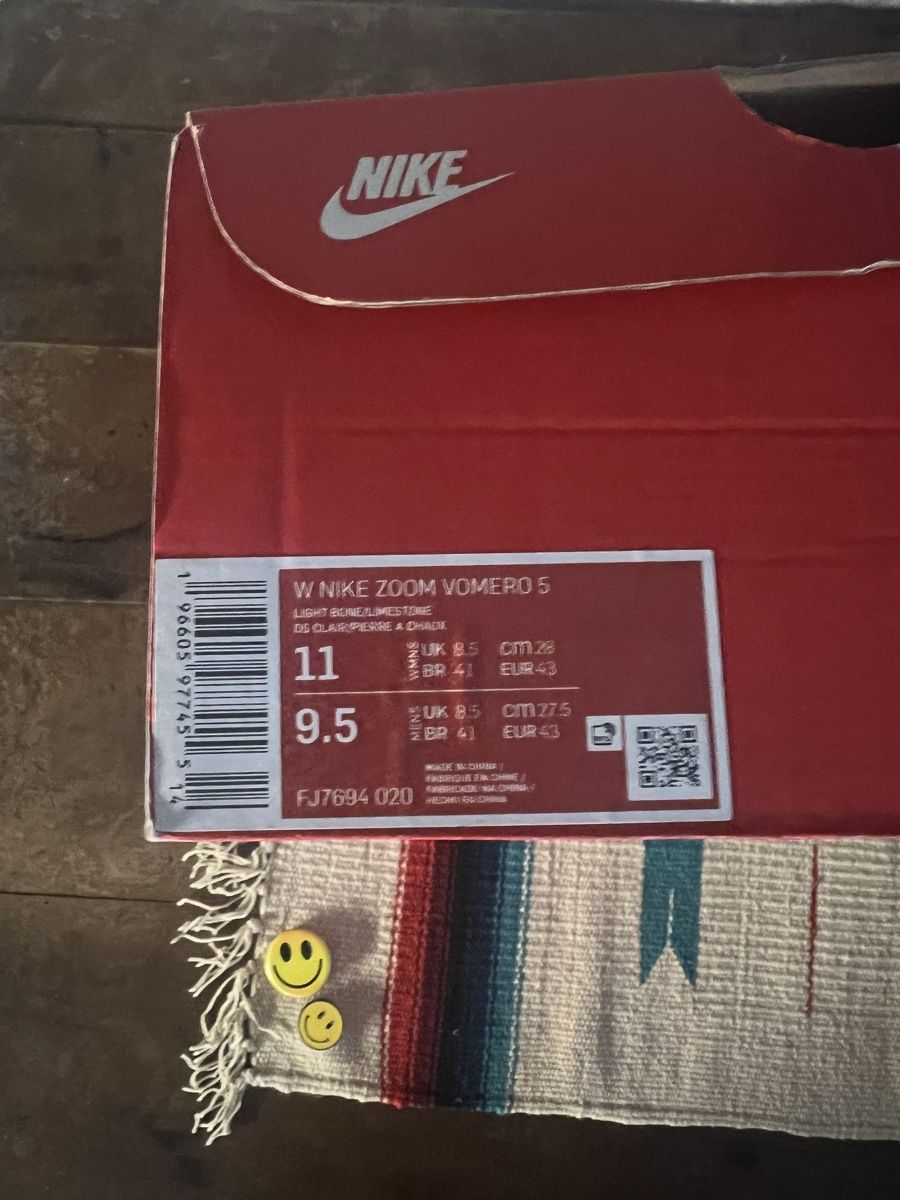 Nike Scarpe da uomo: Nike Zoom Vomero 5 – Nuovo (secondo la descrizione) da Zürich venduto da Realvintagesale 7