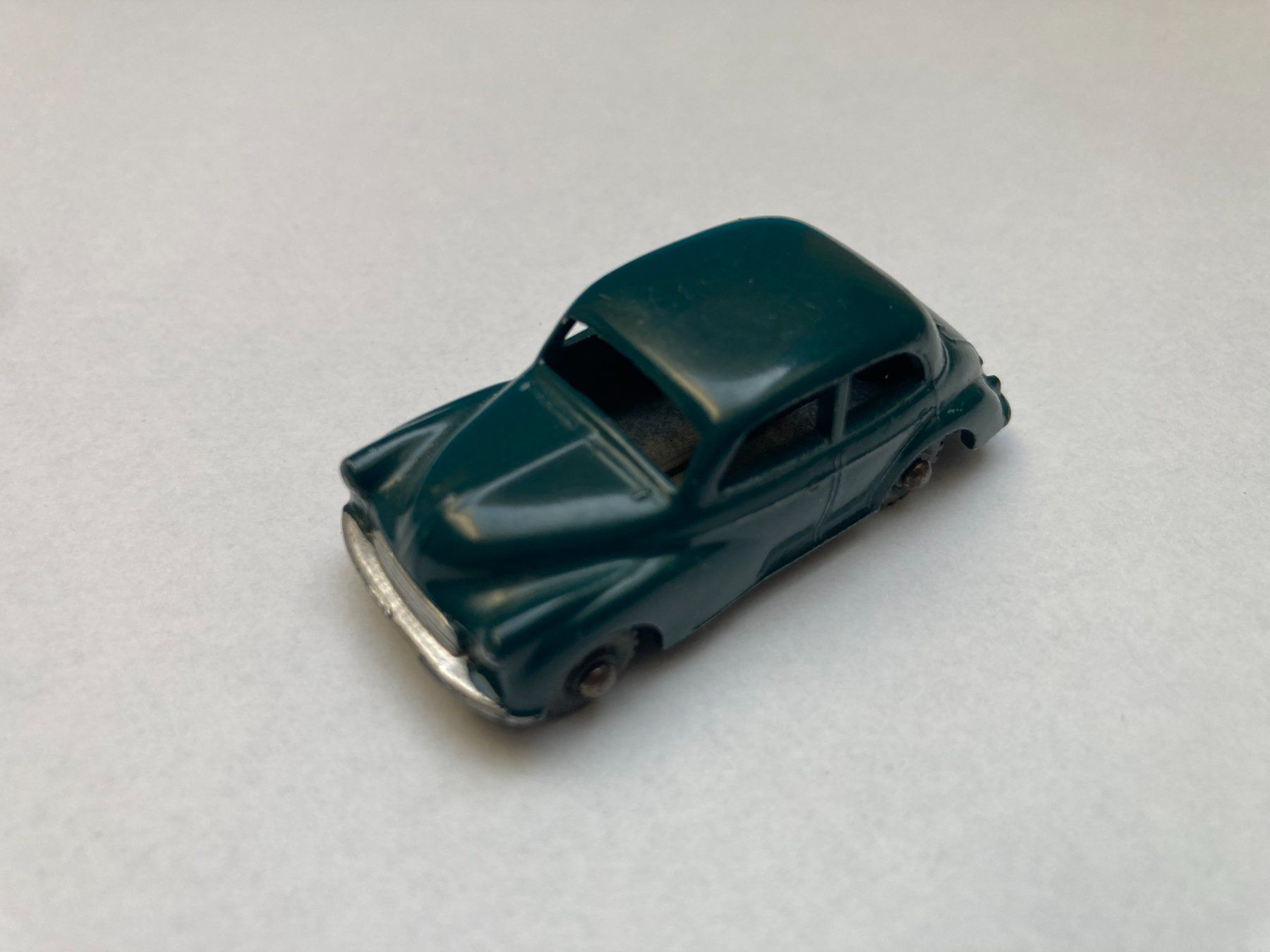 Lesney Modellautos: Matchbox Lesney Morris Minor, Miniaturauto – Gebraucht aus Basel von mar_b59g