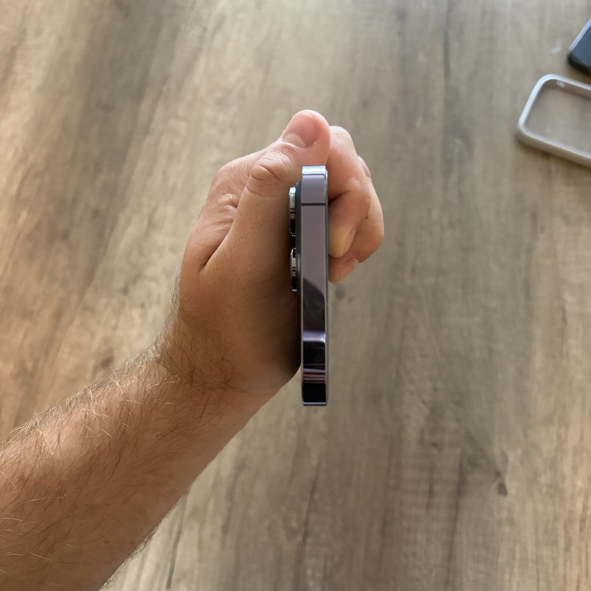 Apple Telefoni cellulari / Smartphones: iPhone 14 Pro Max 128GB Violet Intense Purple – Usato da Grand-Lancy venduto da gullclub 5