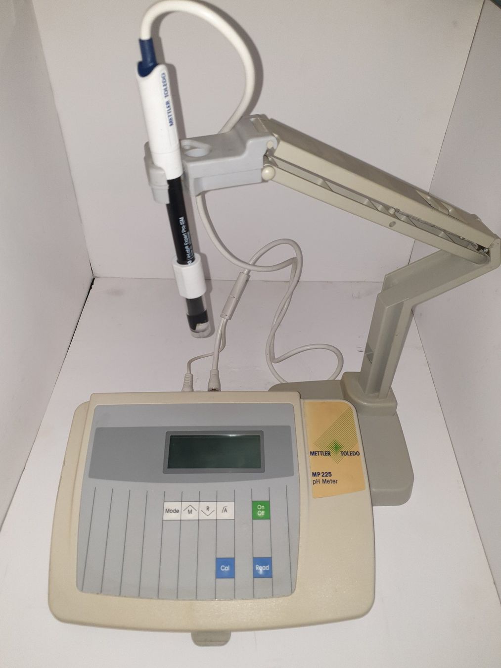 Mettler Toledo Misurare: Mettler Toledo MP 225 – Usato da Ecublens VD venduto da Netfinity 1