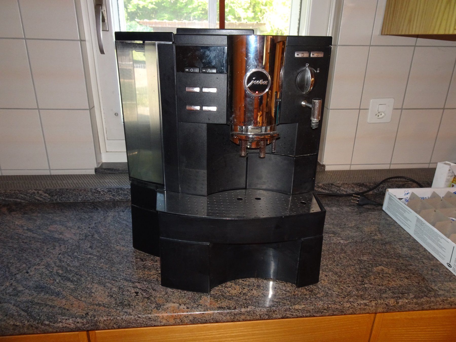 Jura Macchine per caffè & Macchine per espresso: Jura Kaffeemaschine – Usato da Stein AR venduto da Bienli4 4