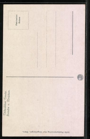 Cartes postales: Bursche und Mädchen in Nidwaldner Trach – D'occasion à Berlin par bartko-reher 1