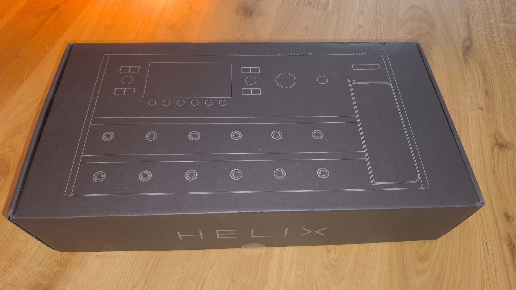 Line 6 Strumenti musicali: Line6 Helix Floor DEFEKT – Difettoso da Chur venduto da MrConverse 2
