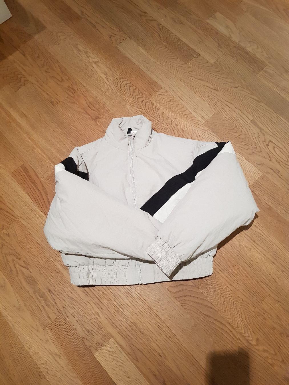 H&M Giacche: H&M Divided Jacke, Grösse S, neu – Nuovo e nell'imballaggio originale da Nendeln venduto da Zopfie_ 7