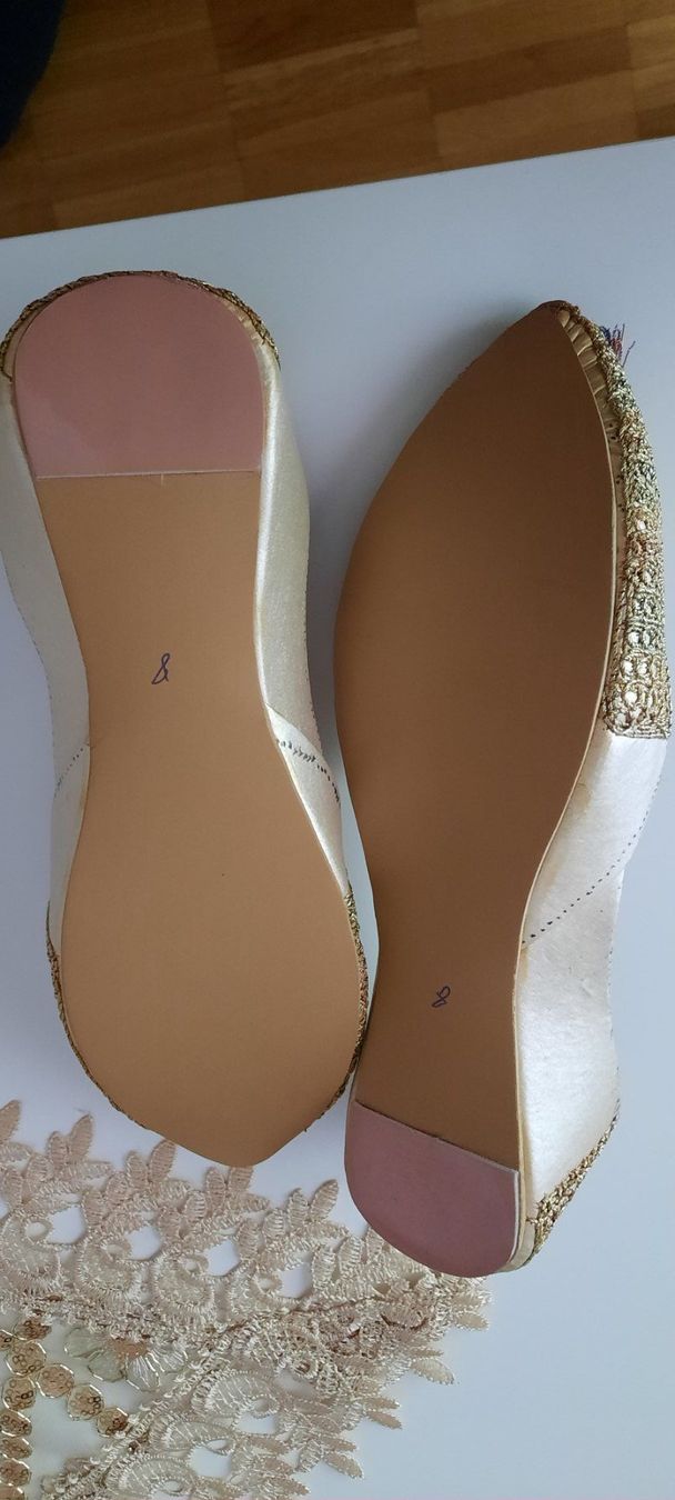 Scarpe da donna: Chaussure femme – Nuovo (secondo la descrizione) da Lausanne venduto da DubiLetto 1