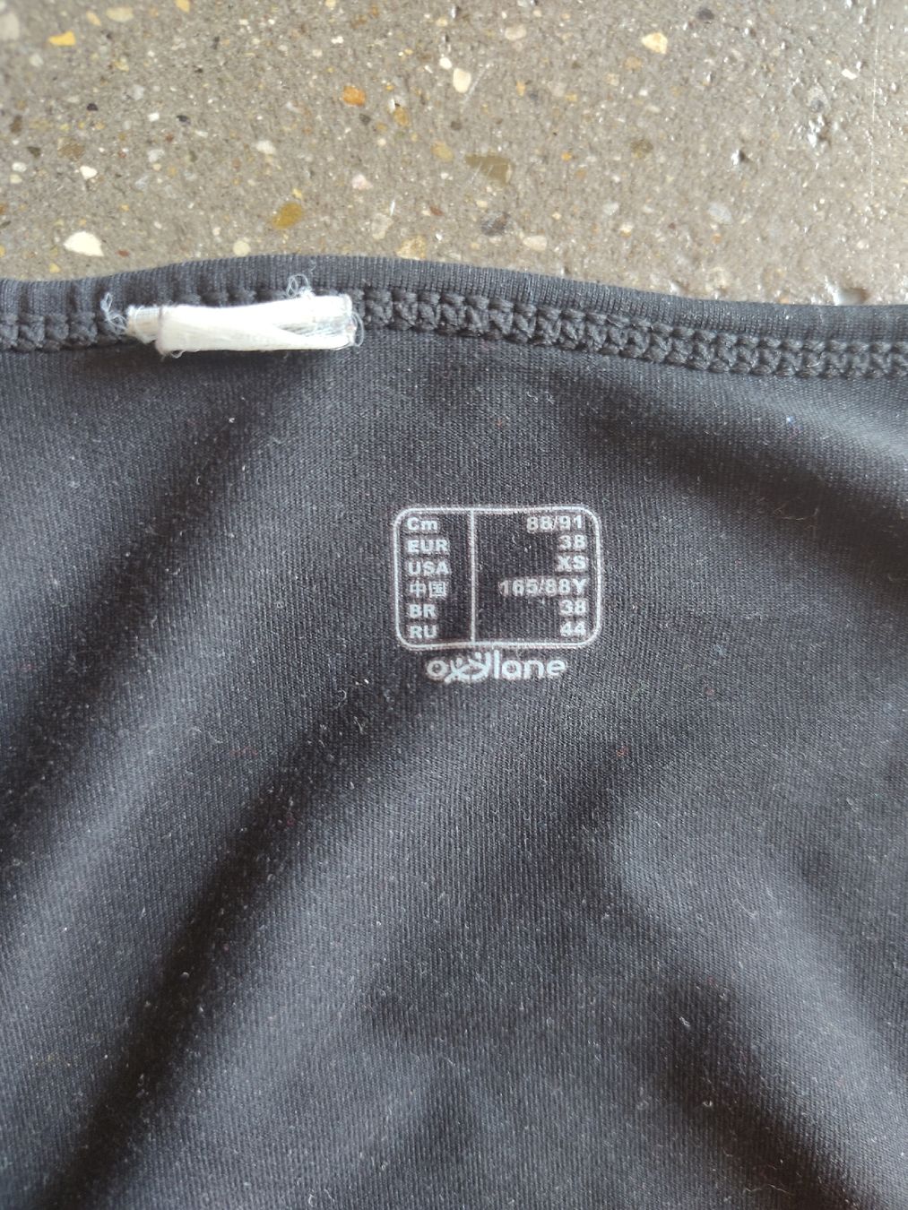 T-shirt: Sport T-shirt  – Usato da Zürich venduto da aurelie.99 2