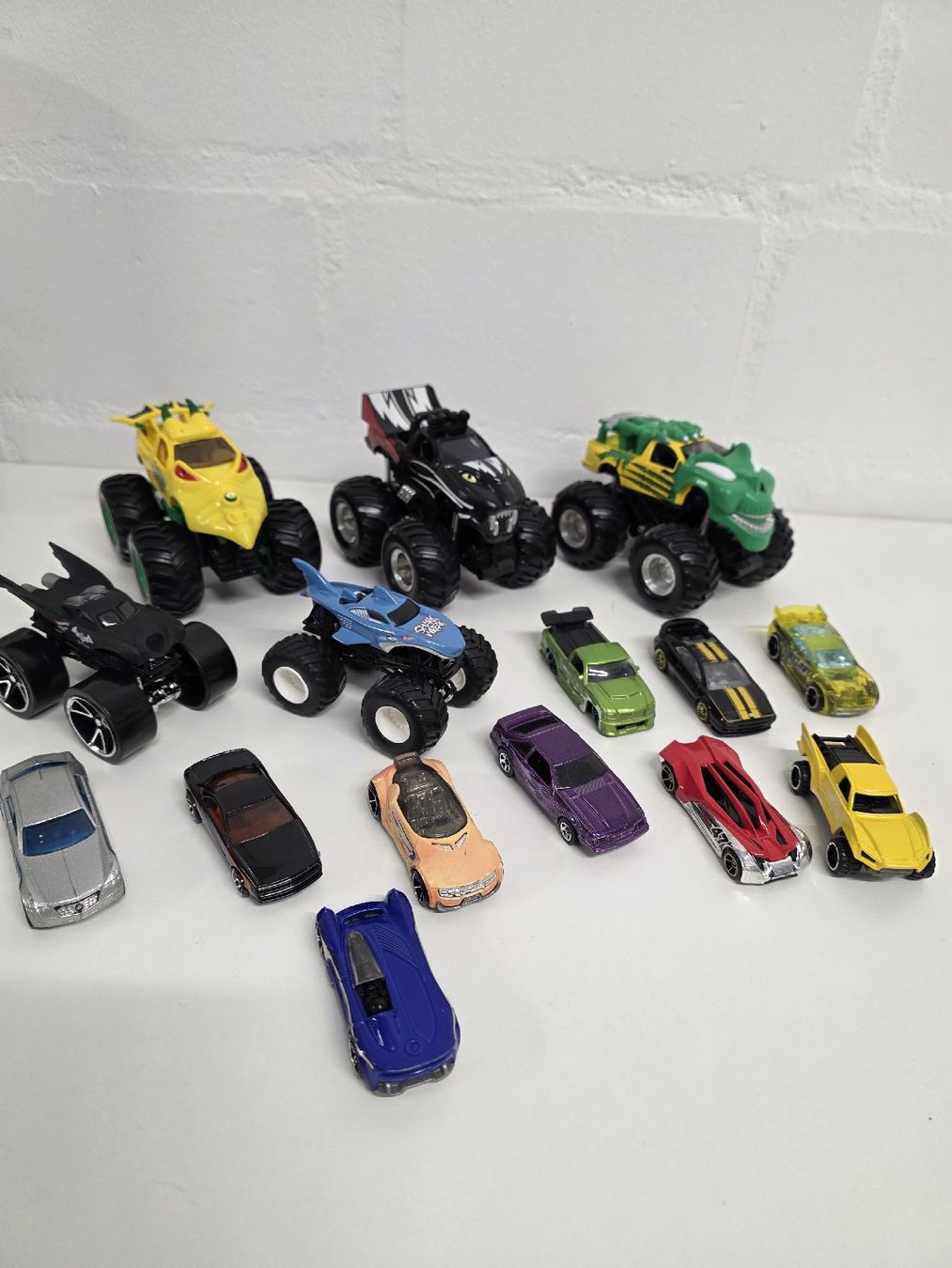 Hot Wheels Giocattoli: Spielzeug Autos / Hot Wheels – Usato da Arch venduto da Jamoa 3
