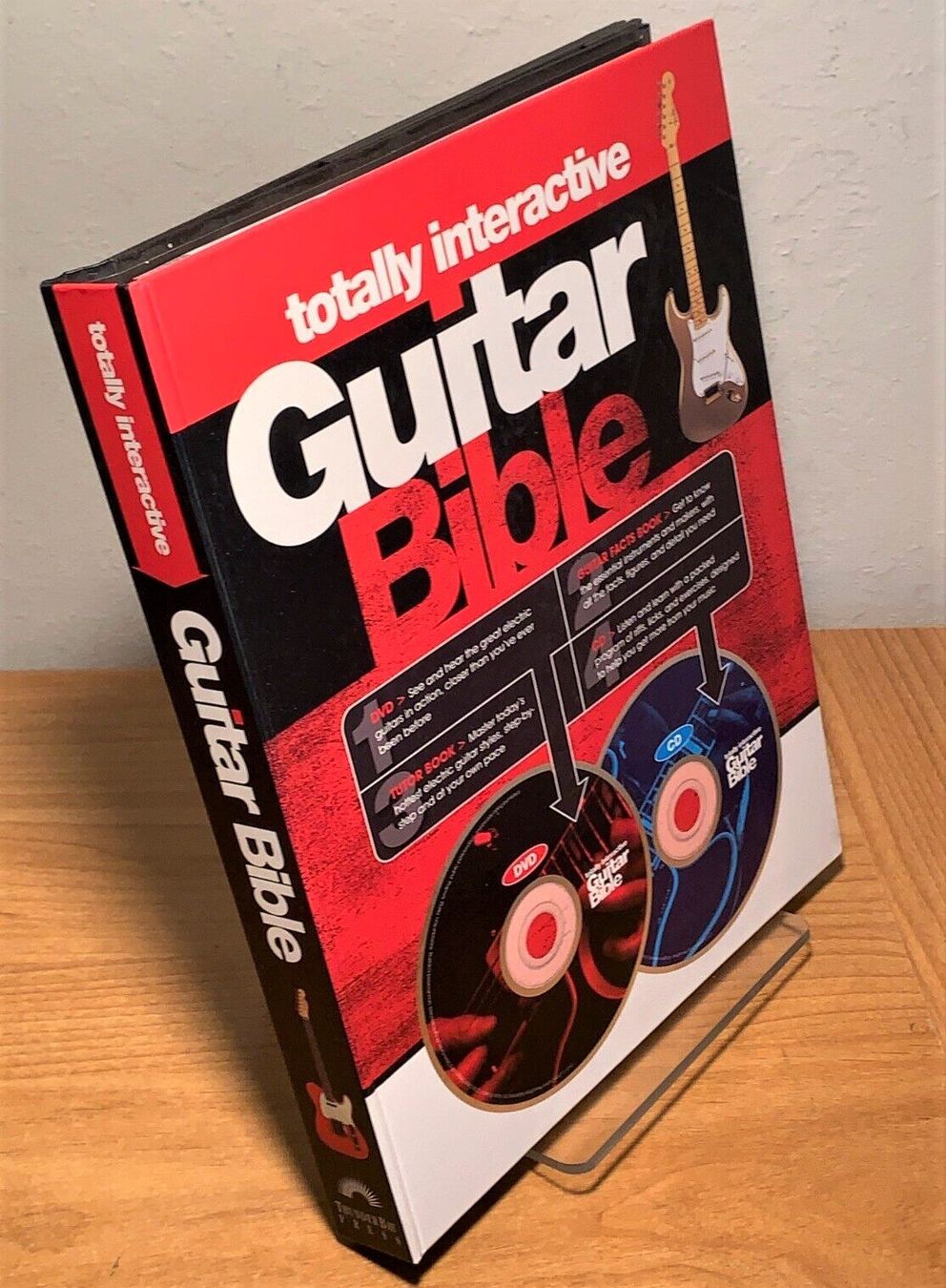 Strumenti musicali: Totally Interactive Guitar Bible Dave Hunter 2 Books +CD+DVD – Usato da Basel venduto da 4056BS