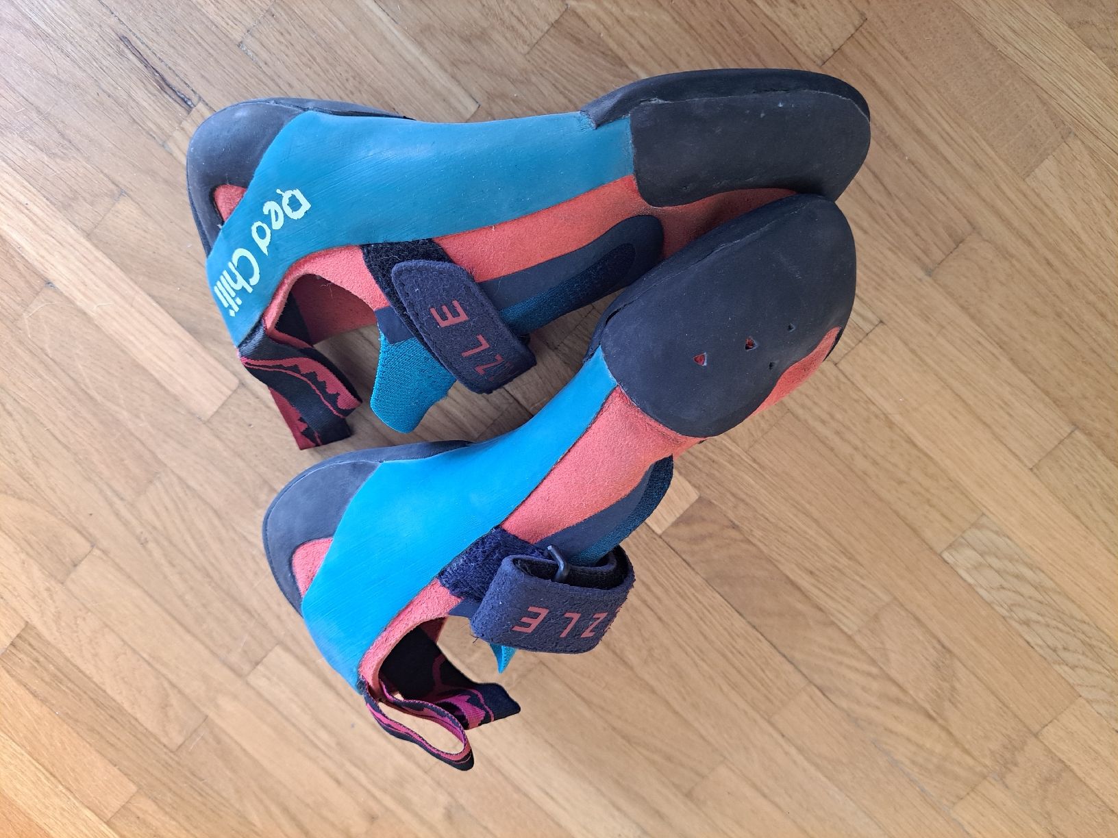 Scarpe da uomo: Chaussons de grimpe Red Chili Puzzle, taille 38 – Usato da Fribourg venduto da frozzen-water 1