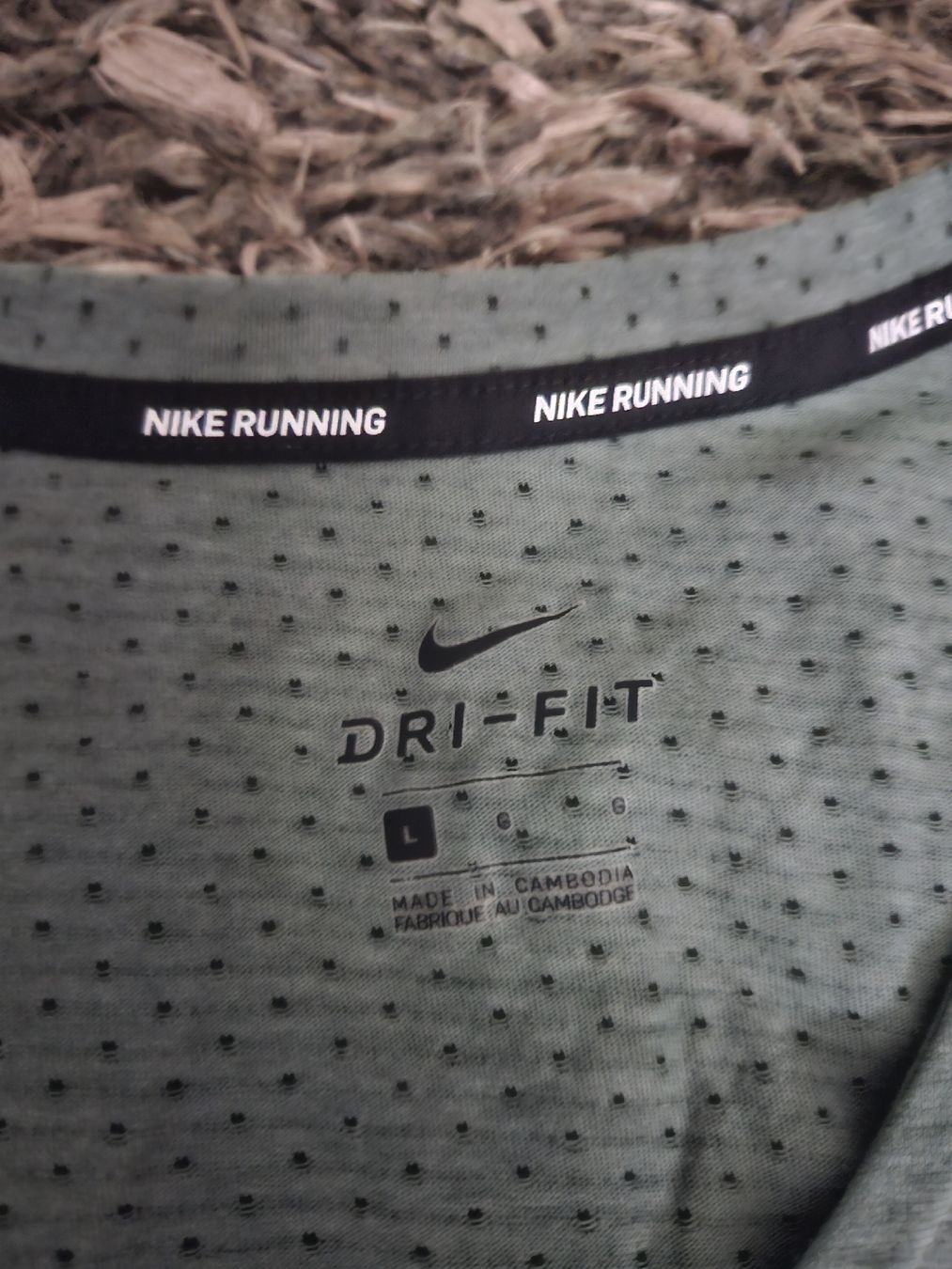 Nike Leibchen & Hosen: Nike Running Trikot Gr.L – Gebraucht aus Emmenbrücke von TopGato 2