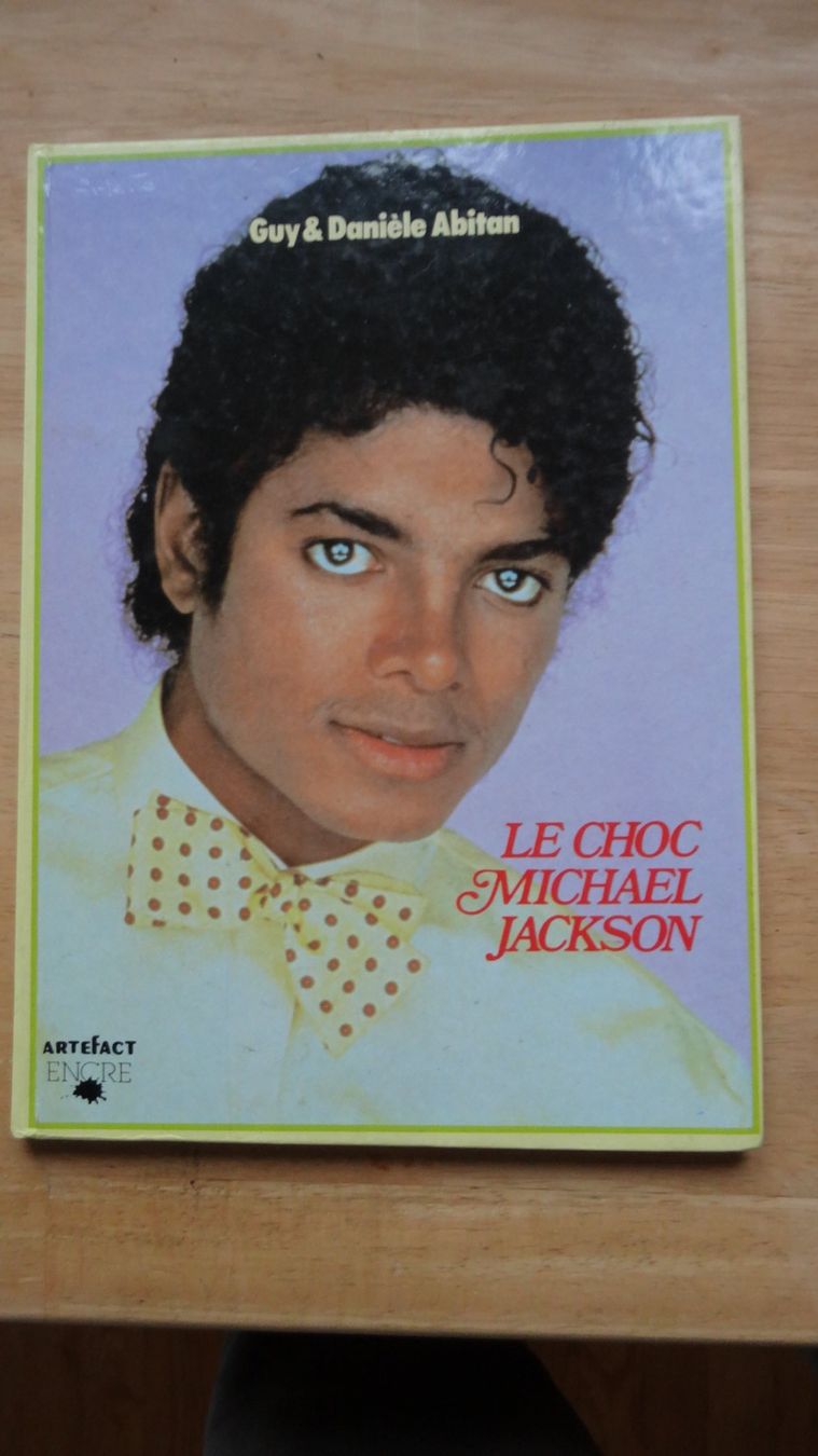 Libri: Livre Michael Jackson - Le Choc – Usato da Rebeuvelier venduto da falcon58