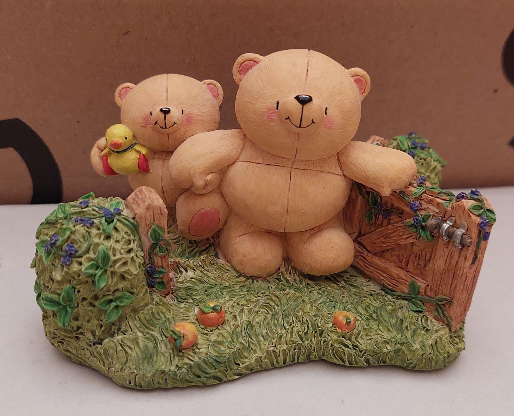 Figurines: 9 süsse Bärchen im Garten 'BROWNSWORD' – D'occasion à Immensee par Djinny 4