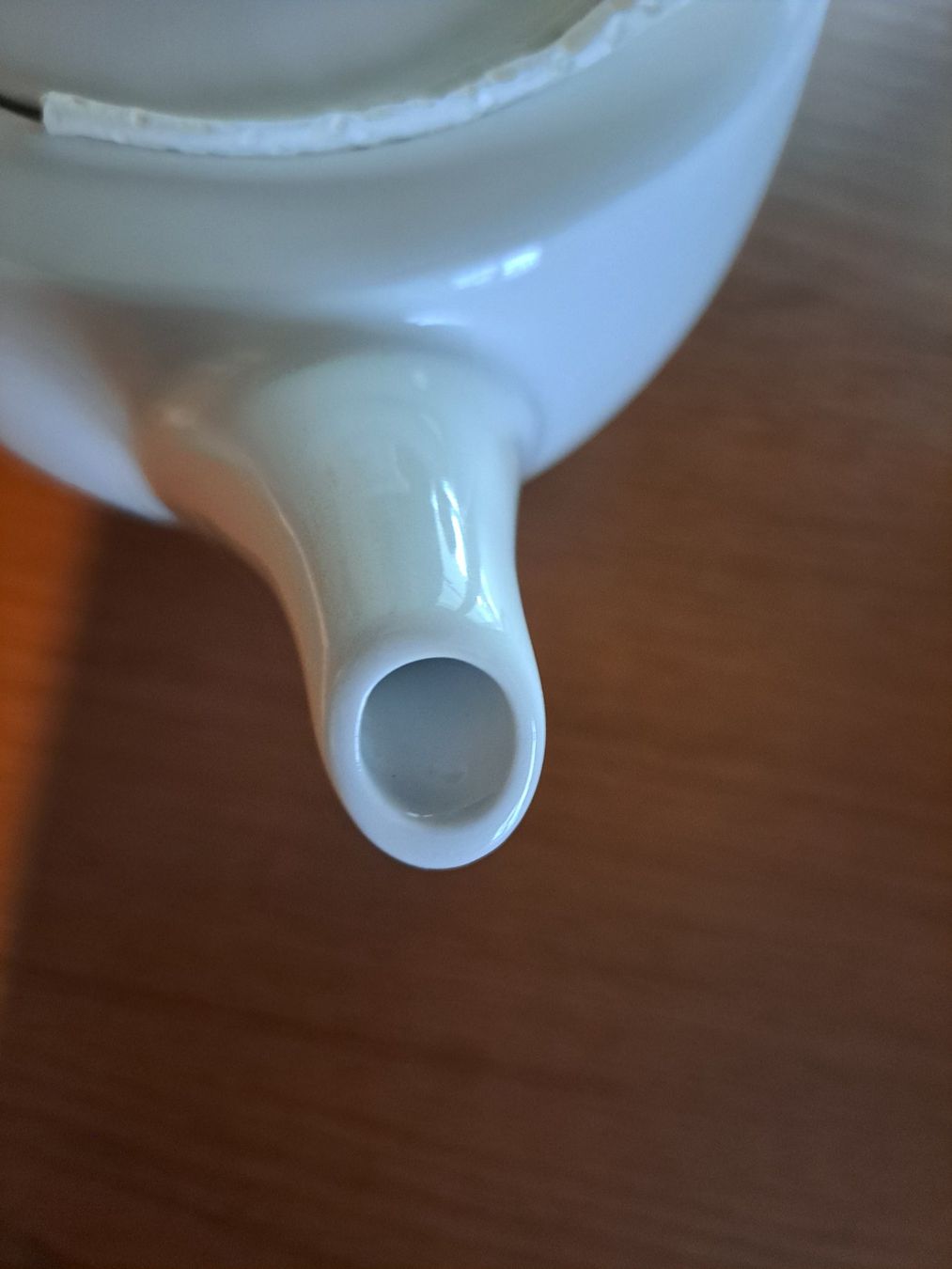 Set di piatti: Weisses Tee Set Teekanne, Milchkännchen – Usato da Rafz venduto da MuriFinn 3