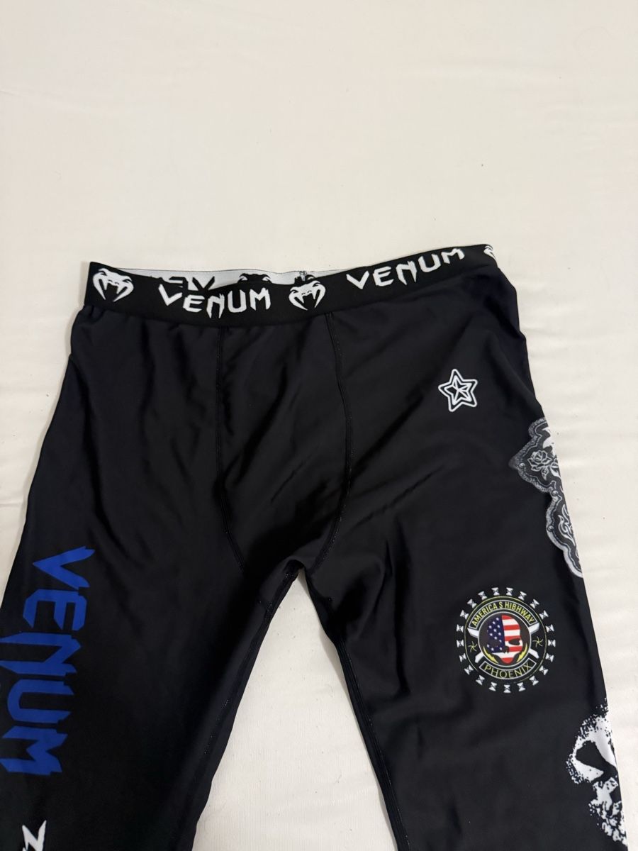 Hosen: Venum x Tekken 8 Compression Spats Schwarz – Neu (gemäss Beschreibung) aus Bern von dav_gm8h 2