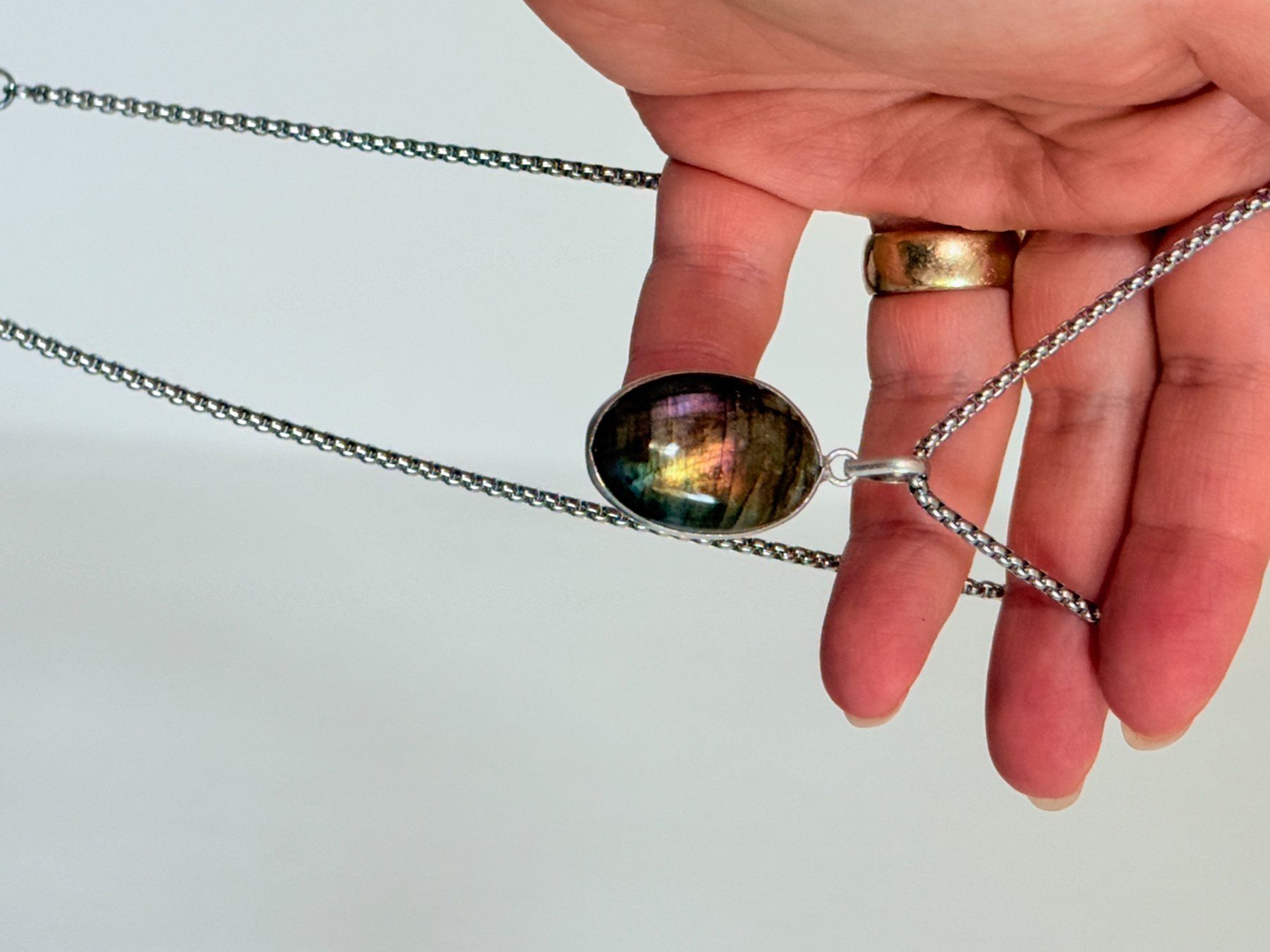 Colliers: Collier avec Labradorite – Neuf avec emballage d'origine à Genève par AWWA 1
