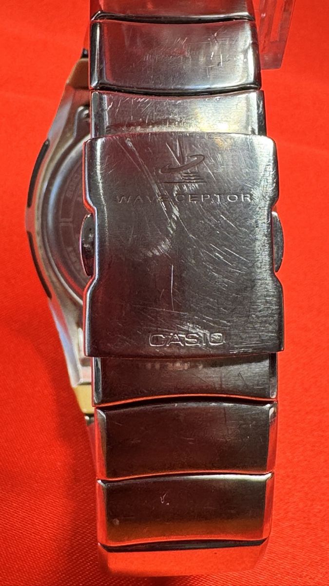 Casio Orologi: Casio Wave Ceptor WR 50M Analogu-Digital Uhr – Usato da Untersiggenthal venduto da TimeandShine 6