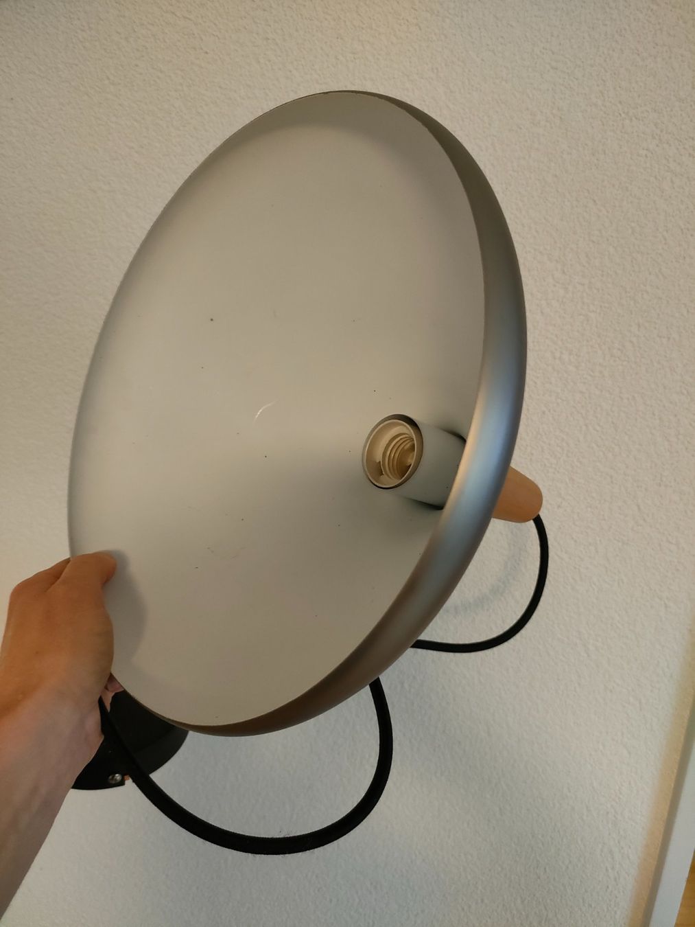 Lampadari & plafoniere: Moderne Hänge-Lampe, Metall grau, Holz – Usato da Wiesendangen venduto da s_er 1