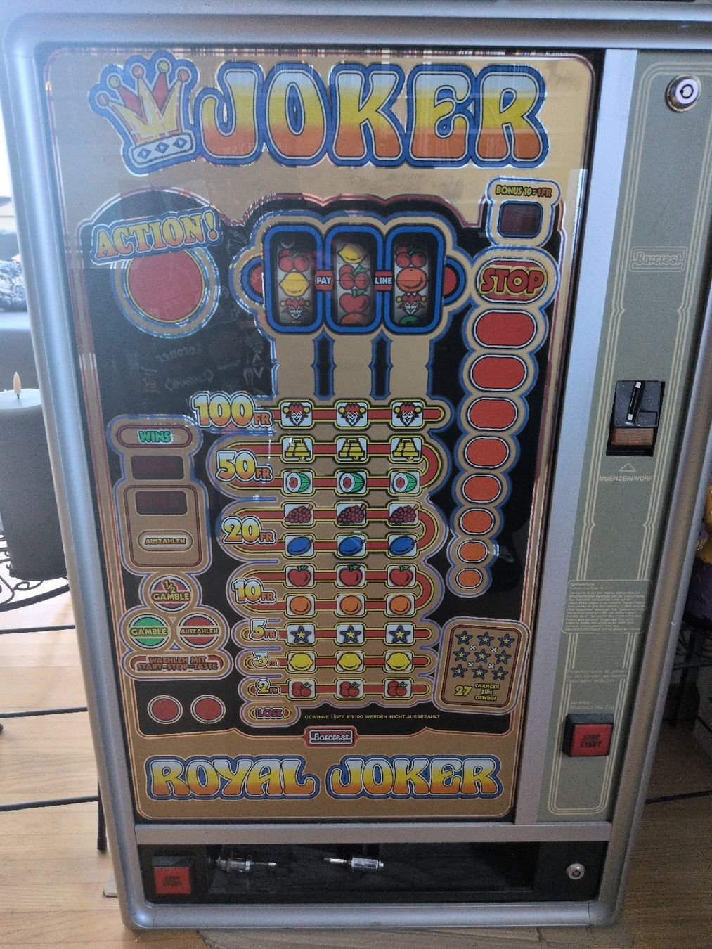 Slot Machine: Royal Joker Spielautomat – Difettoso da Lenzburg venduto da Chici6222