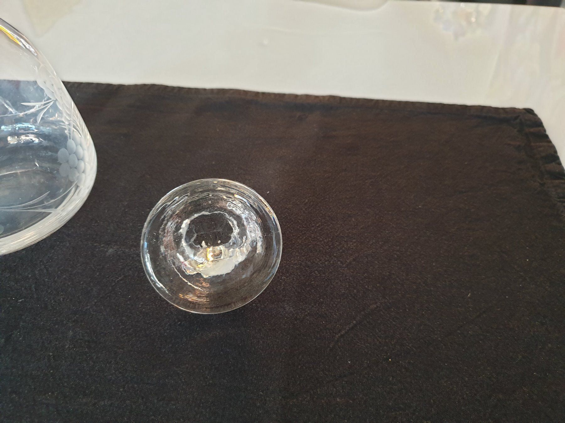 Caraffe: JUGENDSTILGLAS-KARAFFEE GERIZT – Usato da Locarno venduto da ICARO8 2