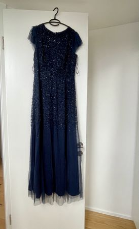 Coast Abendkleid, Gr. 38, Dunkelblau, mit Pailletten