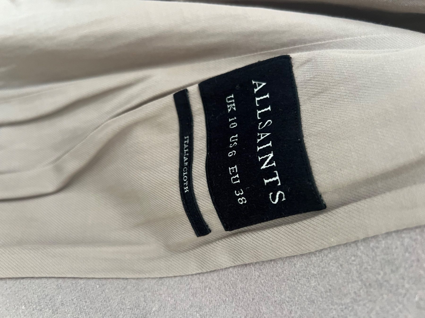 Allsaints Cappotti: Wollmantel All Saints – Usato da Zürich venduto da patriziaperlini 2