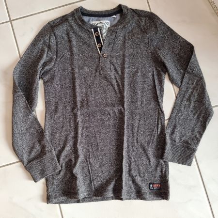 Sehr schönes Langarmshirt Gr.146/152, Top Zustand