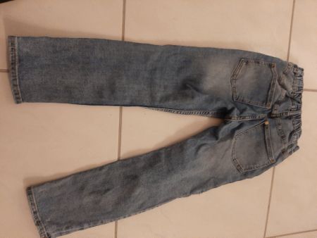 K..152) Jeanshose Gr. 122