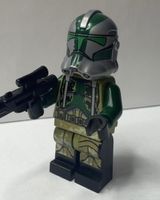 LEGO Star Wars Clone Trooper Commander Gree (SW0528)