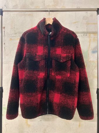 Veste en Sherpa à carreaux, idéale pour la mi-saison !
