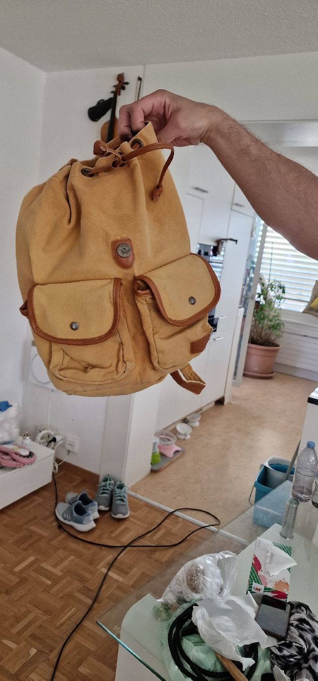 Zaini: Robuster Vintage Rucksack – Usato da Zürich venduto da Abrar123 1