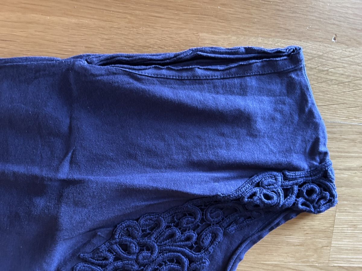 La Redoute T-shirt: T shirt avec broderie 34/36 – Usato da Daillens venduto da guisepa 2